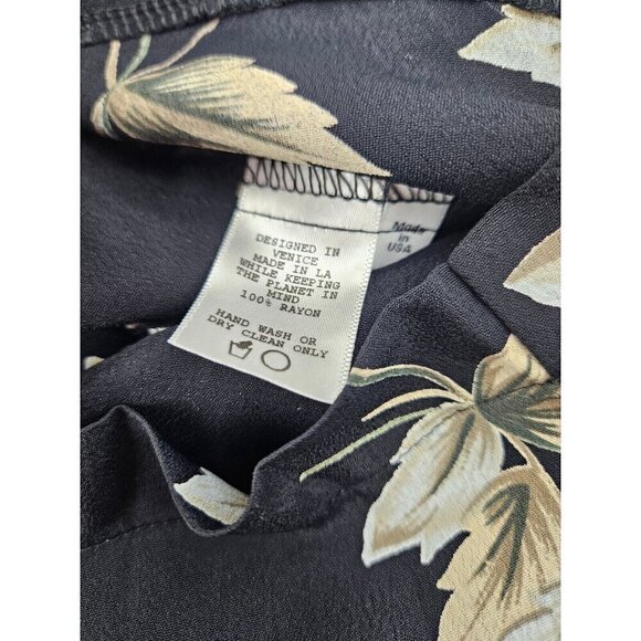 New Flynn Skye Olivia Mini Dress Womens M Black Roses Floral Rayon Pockets - Picture 8 of 8